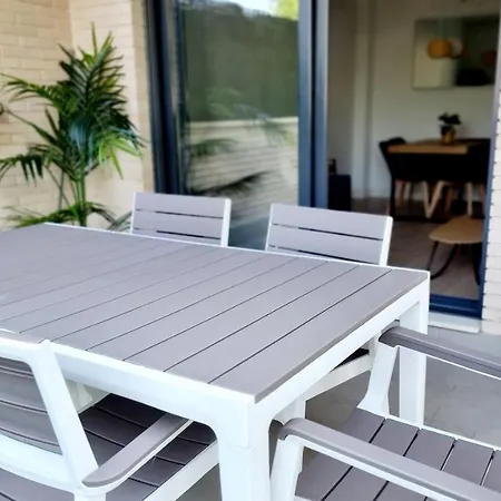 Diseño Con Jardín Privado A 100 Metros Del Mar