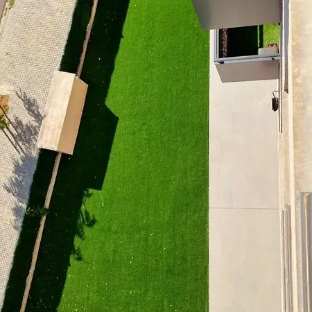 Diseno Con Jardin Privado A 100 Metros Del Mar * Torredembarra