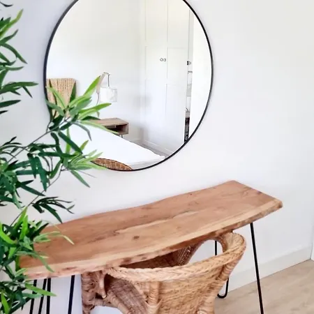 Diseno Con Jardin Privado A 100 Metros Del Mar Apartment